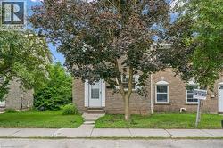 178 WESTCOURT Place  Waterloo, ON N2L 2R7
