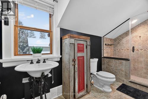 7802 Piccadilly Road, Frontenac (Frontenac Centre), ON 