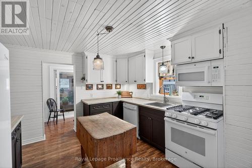 7802 Piccadilly Road, Frontenac (Frontenac Centre), ON 