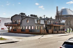 292 Rue du Palais  Saint-Jérôme, QC J7Z 1X8