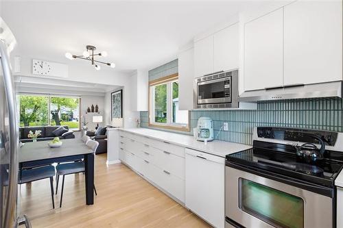 35 Roselawn Bay, Winnipeg, MB 