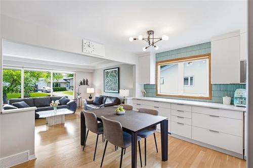 35 Roselawn Bay, Winnipeg, MB 