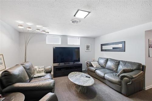 35 Roselawn Bay, Winnipeg, MB 