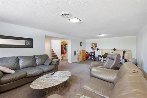 35 Roselawn Bay, Winnipeg, MB 