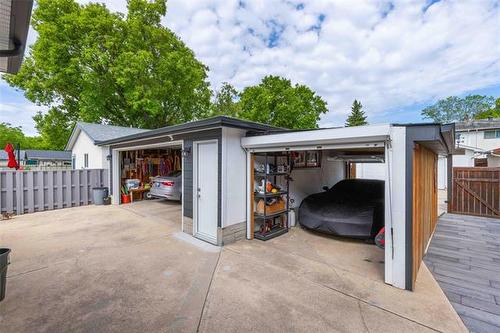 35 Roselawn Bay, Winnipeg, MB 