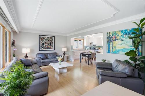 35 Roselawn Bay, Winnipeg, MB 