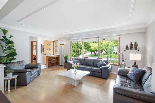35 Roselawn Bay, Winnipeg, MB 
