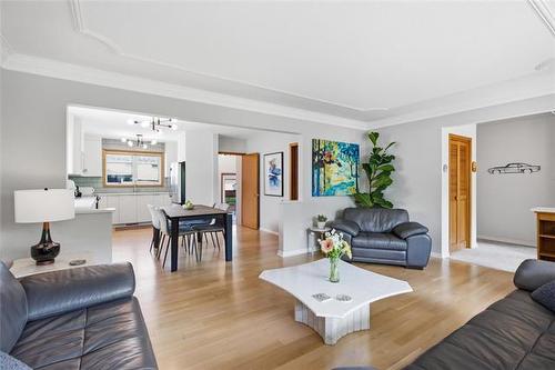 35 Roselawn Bay, Winnipeg, MB 