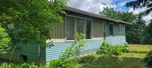 7087 22 Rd, Morris, MB 
