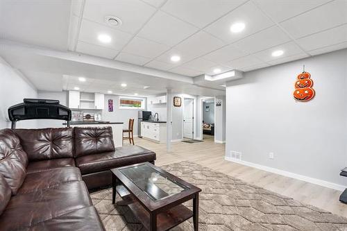 98 Red Sky Rd, Winnipeg, MB 