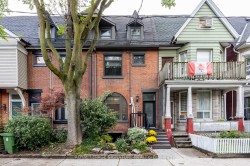 71 Hamilton Street  Toronto, ON M4M 2C7
