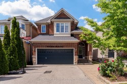 7312 Golden Meadow Court Mississauga, ON L5W 0B8