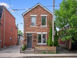 4 Whitaker Avenue Toronto, ON M6J 1A1