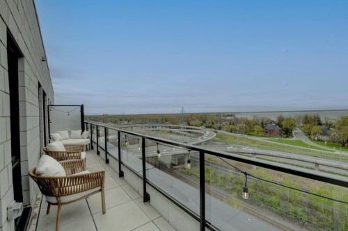 Balcon - 1008-10 Av. Donegani, Pointe-Claire, QC 