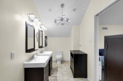 Salle de bains attenante à la CCP - 