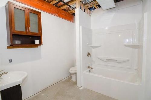 2220 Ash Lane, Ile Des Chenes, MB 