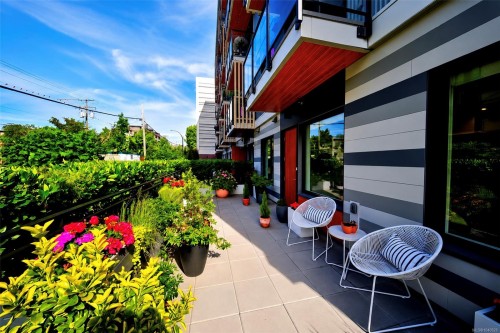 #106-1115 Johnson St  Victoria, BC V8V 0H2