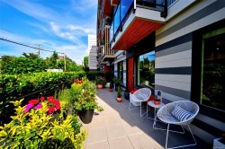 #106-1115 Johnson St Victoria, BC V8V 0H2