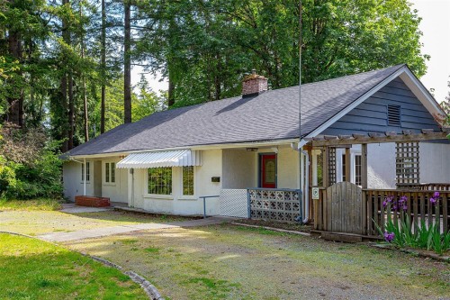 3056 Gibbins Rd, Duncan, BC 