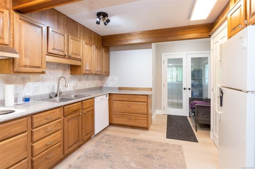 3056 Gibbins Rd, Duncan, BC 