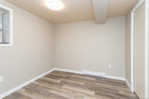 3056 Gibbins Rd, Duncan, BC 