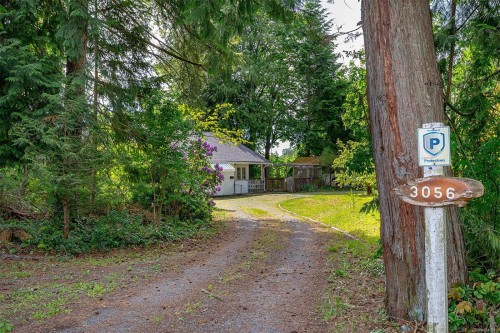 3056 Gibbins Rd, Duncan, BC 
