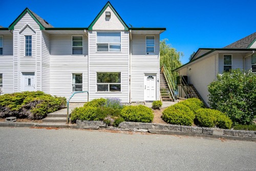 #4-1535 Dingwall Rd  Courtenay, BC V9N 3S8