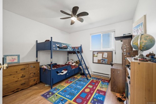 #4-1535 Dingwall Rd, Courtenay, BC 