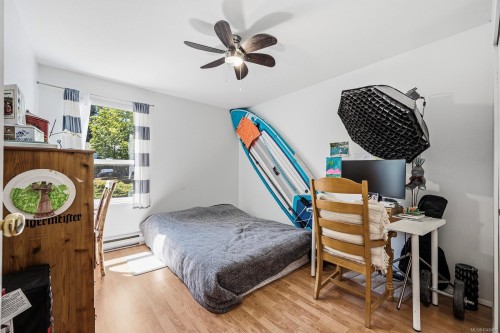 #4-1535 Dingwall Rd, Courtenay, BC 