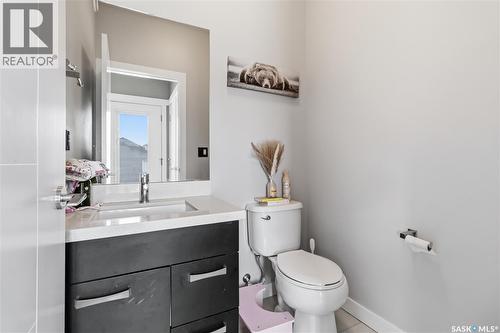 527 Kloppenburg Crescent, Saskatoon, SK 