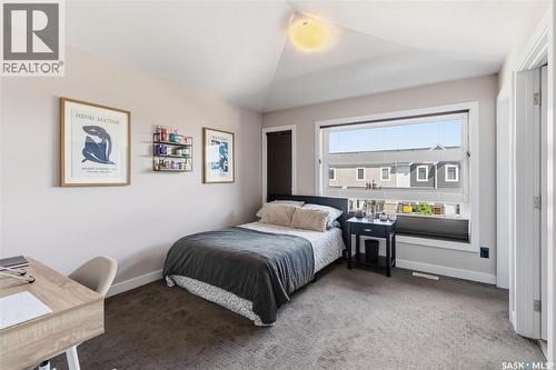 527 Kloppenburg Crescent, Saskatoon, SK 