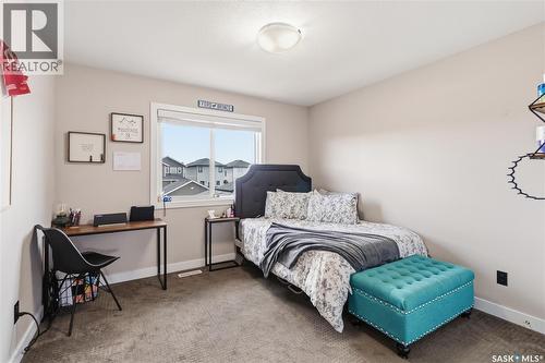 527 Kloppenburg Crescent, Saskatoon, SK 
