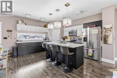 527 Kloppenburg Crescent, Saskatoon, SK 