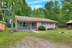 6238 London ROAD Lambton Shores, ON N0N 1J0