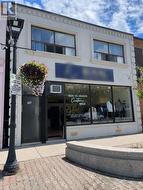 299 LAKESHORE ROAD E  Mississauga, ON L5G 1H3