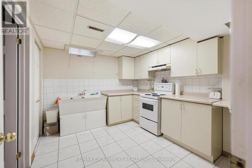 11 Gabriele Court, Hamilton, ON 