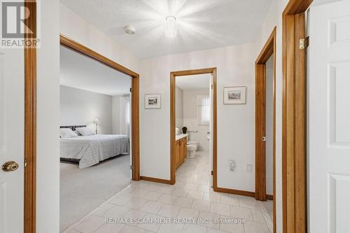 11 Gabriele Court, Hamilton, ON 