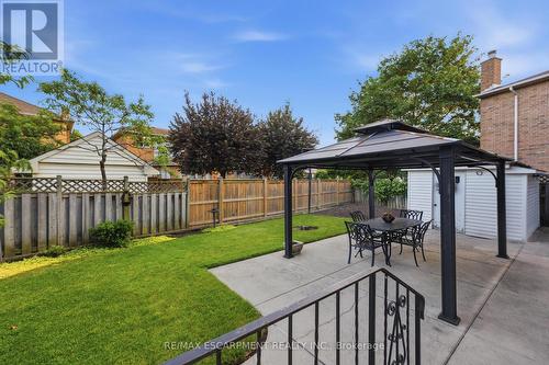 11 Gabriele Court, Hamilton, ON 