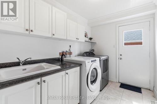 Laundry Room - 2014 Golden Briar Trail, Oakville, ON 