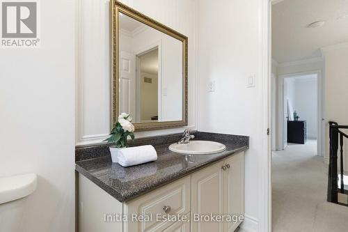 Upstairs Bathroom - 2014 Golden Briar Trail, Oakville, ON 