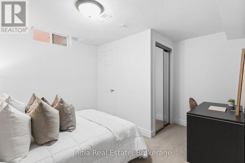 Basement First Bedroom - 2014 Golden Briar Trail, Oakville, ON 
