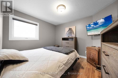 33 Hillpath Crescent, Brampton, ON 