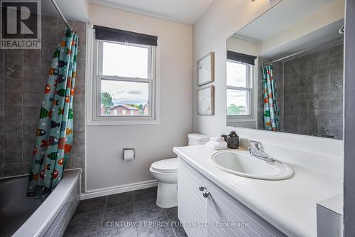 611 Chiron Crescent, Pickering, ON 