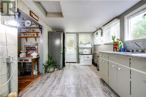 551 East River Road, Brant, ON 