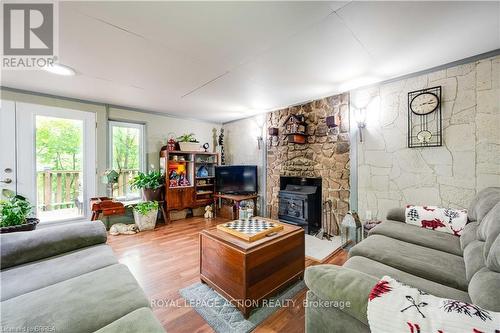 551 East River Road, Brant, ON 