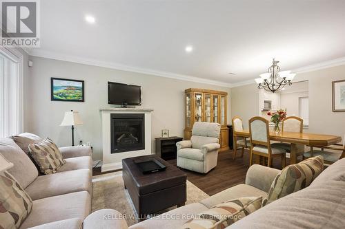 32 Cardinal Mindszenty Boulevard, Hamilton, ON 
