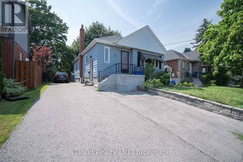 54 WILSON ROAD S  Oshawa, ON L1H 6B7