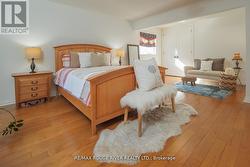 Primary Bedroom - 