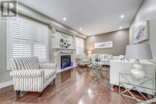 9 Geddington Crescent, Markham, ON 