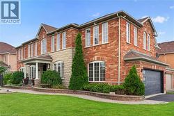 840 BRASS WINDS Place  Mississauga, ON L5W 1T3
